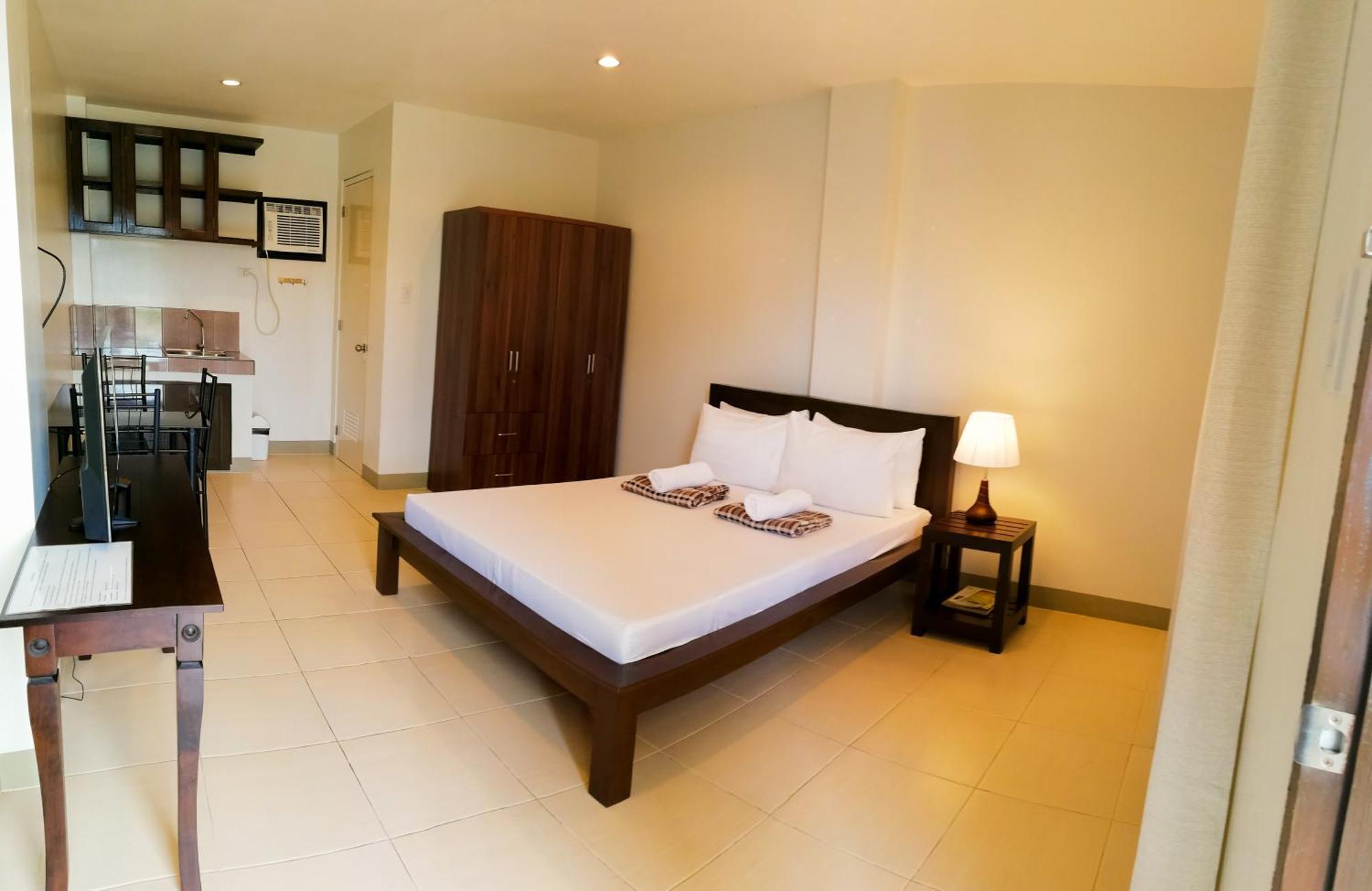 Veranda Residence Inn Tacloban Esterno foto