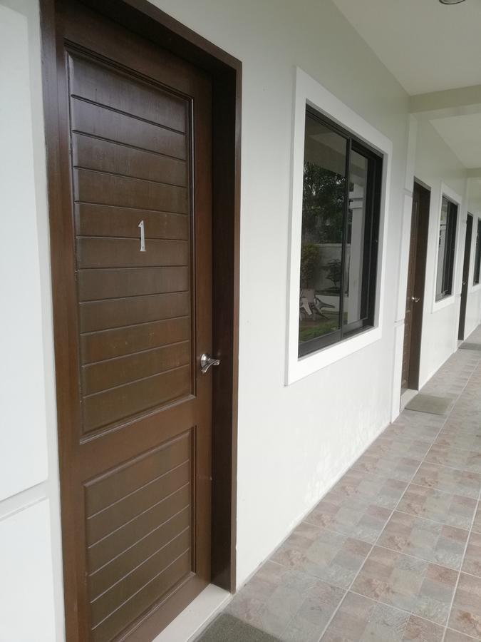 Veranda Residence Inn Tacloban Esterno foto