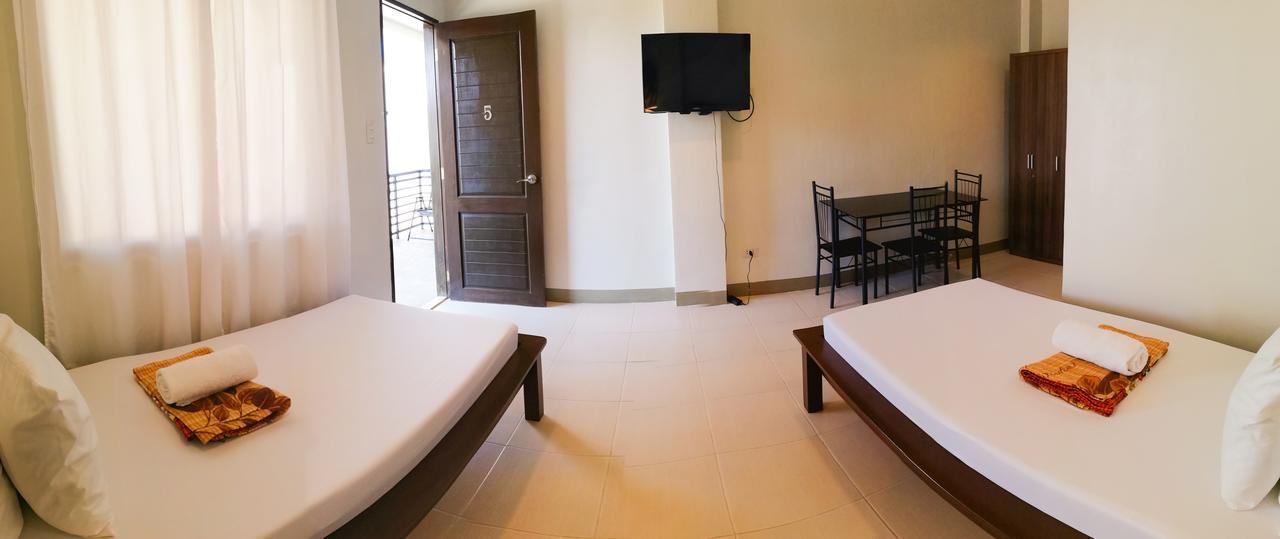 Veranda Residence Inn Tacloban Esterno foto