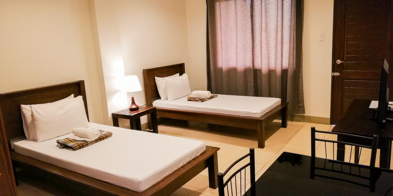 Veranda Residence Inn Tacloban Esterno foto